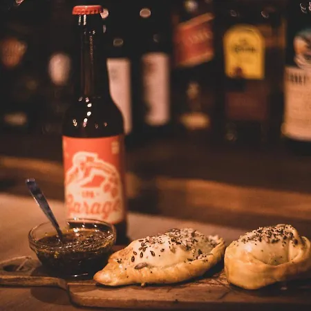 Ole Backpackers אכסניה