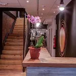 Olé Backpackers Hostel